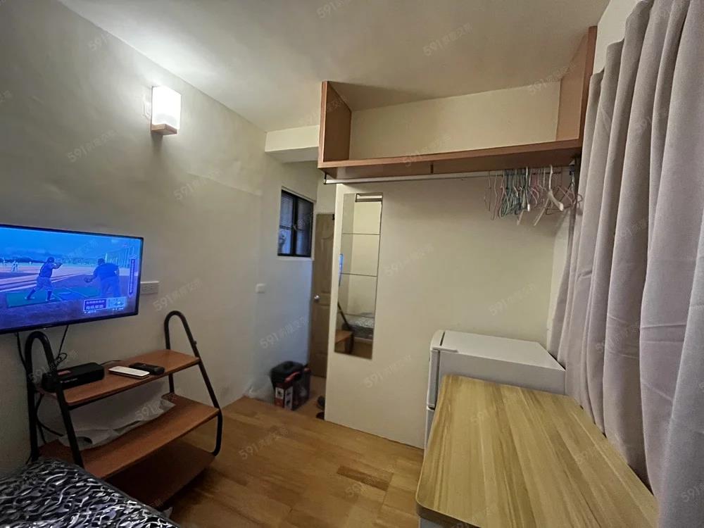 獨立套房/近文化大學/環境優美/冷氣套房